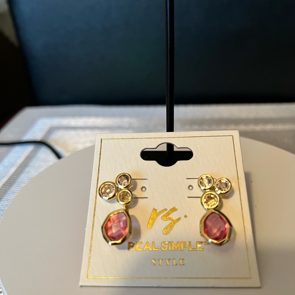 REAL SIMPLE STYLE NWT YELLOW GOLD-PLATES OVER STERLING SILVER & PINK EAR… - Picture 4 of 10